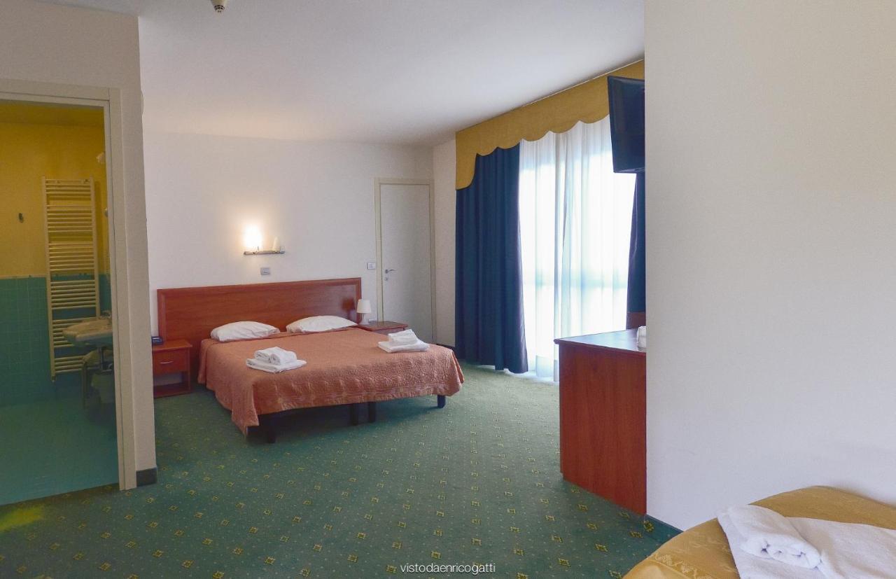 Standard Hotel Udine Pradamano Eksteriør bilde