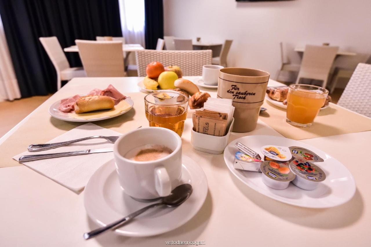 Standard Hotel Udine Pradamano Eksteriør bilde
