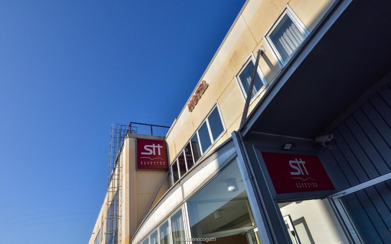Standard Hotel Udine Pradamano Eksteriør bilde